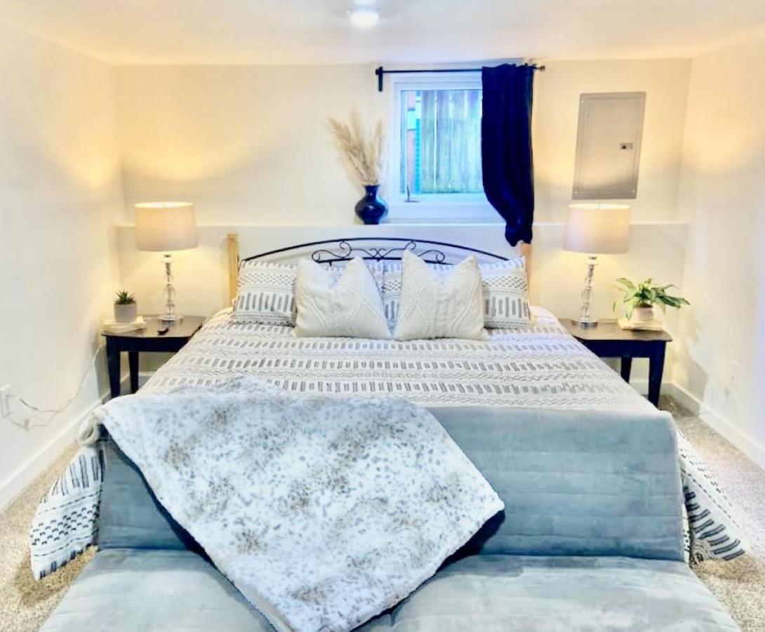 Boutique Apartment In Historic Downtown Олбани Екстериор снимка