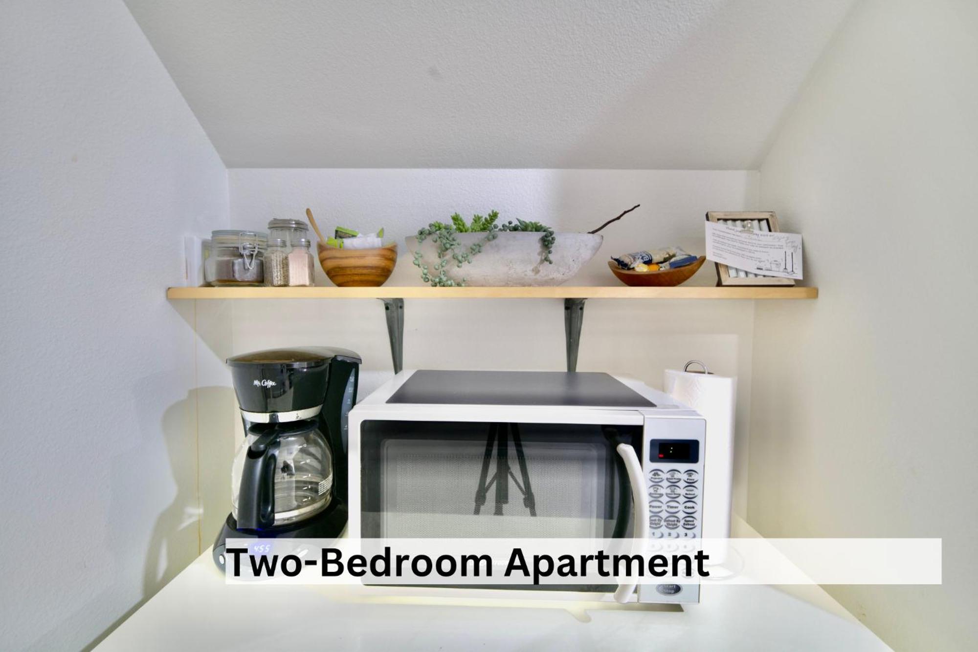 Boutique Apartment In Historic Downtown Олбани Екстериор снимка