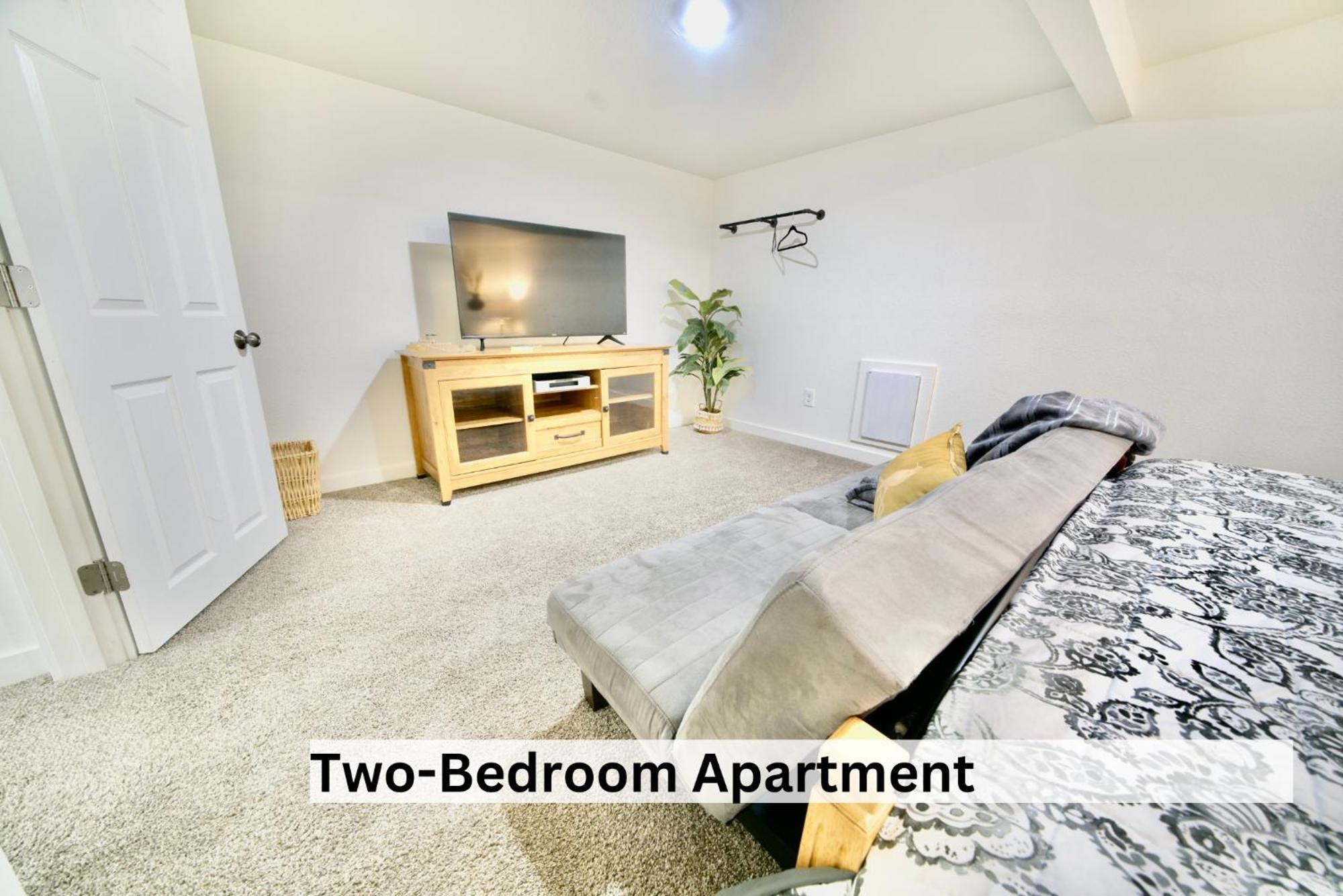 Boutique Apartment In Historic Downtown Олбани Екстериор снимка