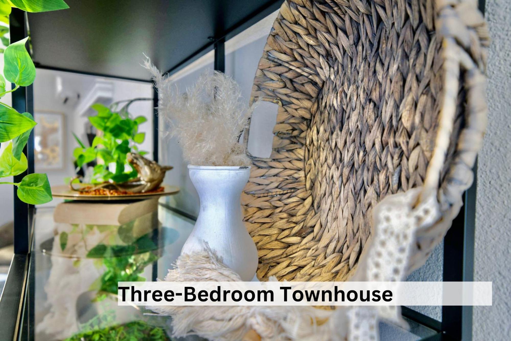 Boutique Apartment In Historic Downtown Олбани Екстериор снимка