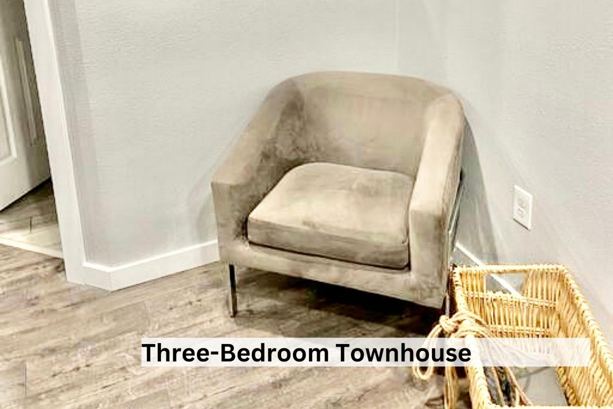 Boutique Apartment In Historic Downtown Олбани Екстериор снимка